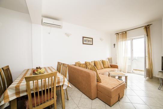 Villa_Iva_fe49b37f9cff